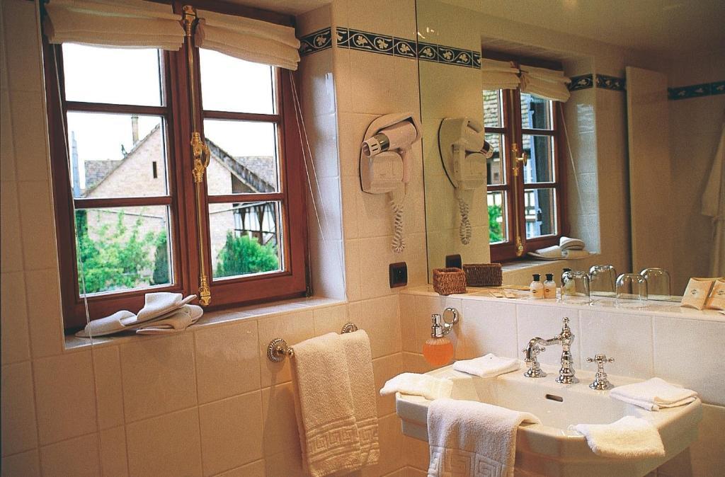 Hotel A La Ferme Osthouse Room photo